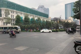 Hạn chế lưu thông khu vực đường Nguyễn Huệ, quận 1