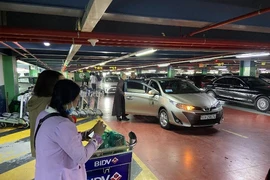Sân bay Tân Sơn Nhất nói về 25.000 đồng phí gửi xe