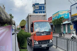 Lãnh đạo Sở GTVT thị sát các chốt chống dịch ở quận Gò Vấp, TP.HCM