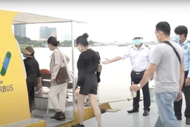Hành khách ở TP.HCM bắt đầu được đi lại bằng buýt đường sông