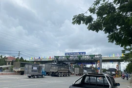 TP.HCM đề xuất dán thẻ định danh cho phương tiện giao thông khi đến đăng kiểm