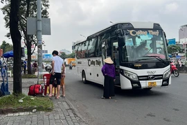 Sở GTVT TP.HCM được giao chủ trì xử lý 'xe dù, bến cóc'