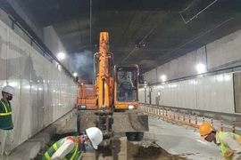 Hạn chế các phương tiện đi qua hầm sông Sài Gòn để sửa chữa