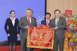 Tổng công ty Điện lực TP.HCM nhận cờ thi đua xuất sắc năm 2022