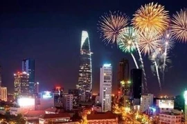 Cấm lưu thông nhiều tuyến đường khu vực bắn pháo hoa đêm giao thừa