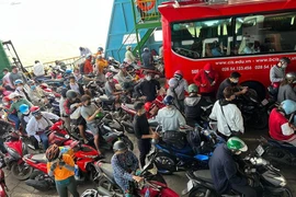 TP.HCM tính phương án thuê phà cho bến Bình Khánh