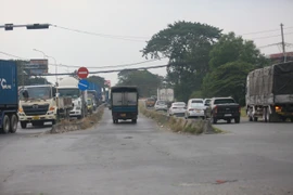 TP.HCM đóng nút giao Nguyễn Văn Linh - Nguyễn Hữu Thọ, người dân đi lại ra sao?