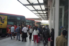 TP.HCM vào cao điểm người dân về quê đón Tết