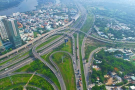 Cấm lưu thông đường Võ Nguyên Giáp, TP Thủ Đức để làm nhà ga metro số 1