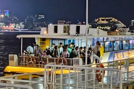 Vì sao đã khai thác hơn 7 năm, tuyến buýt sông số 1 vẫn chưa đầu tư đủ bến bãi?