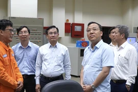 Thứ trưởng Bộ Công Thương thăm Nhà máy điện Phú Mỹ