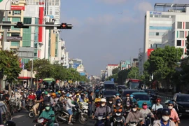 CSGT hướng dẫn lộ trình đi lại để 'né' đường Cộng Hoà vào ngày mai