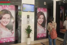 Có được phép quảng cáo trong thang máy không?