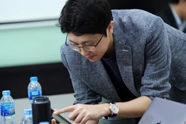 Một startup Hàn Quốc đang giới thiệu sản phẩm
