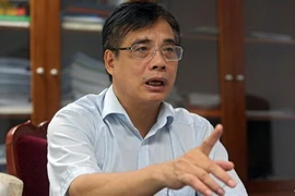 PGS.TS Trần Đình Thiên