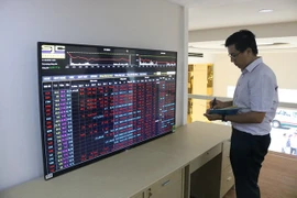 Năm ngày đỏ lửa, thị trường mất hơn 7 tỉ USD