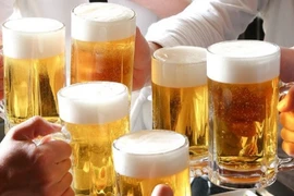 Bia khóc ròng, thực phẩm cười tươi ‘lượm tiền’ khủng