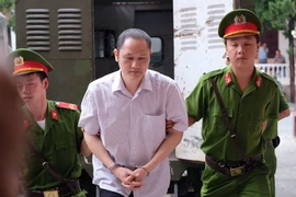 Vụ gian lận điểm Hà Giang: Chỉ 2 giây sửa xong một bài!