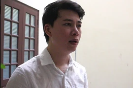 Hoãn phiên tòa xử vụ nhạc sĩ kiện Đàm Vĩnh Hưng