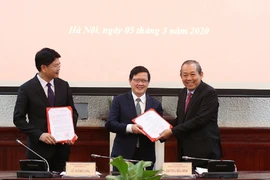Trao quyết định bổ nhiệm 2 thứ trưởng Bộ Tư pháp
