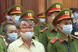 Khen thưởng tập thể, cá nhân giải quyết vụ án khủng bố