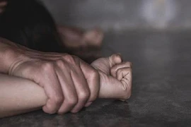Ép ký 'hợp đồng tình dục': Dấu hiệu tội cưỡng dâm, cưỡng đoạt tài sản