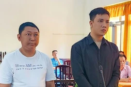 Đánh người chấn thương sọ não khi chở cha đi mua hải sản