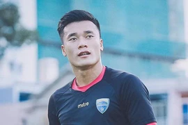 Bùi Tiến Dũng lấy bưởi làm bóng để vươn tầm ngôi sao