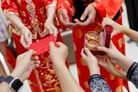Đột nhập phòng tân hôn trộm tiền, vàng mừng cưới
