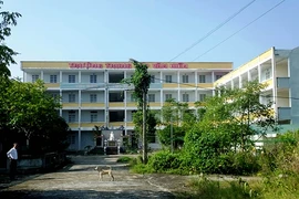 Vụ trường trăm tỉ ngưng tuyển sinh: Tỉnh sửa 2 quyết định