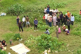 Tìm thấy thi thể cô gái nhảy cầu tự tử trước mặt chồng
