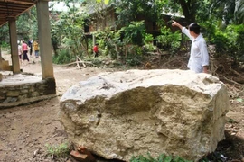  Nghi một người đàn ông dâm ô 4 bé gái