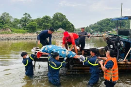 Tìm thấy thi thể cháu bé 6 tuổi bị sóng cuốn trôi trên biển Sầm Sơn