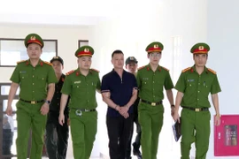 'Đại ca' Vy 'ngộ' ở Thanh Hóa bị khởi tố về tội đưa hối lộ để 'chạy án'