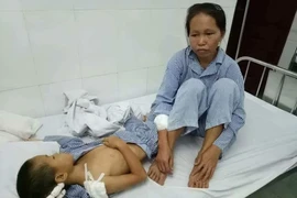 Chồng say rượu truy sát vợ con trong ngày 20-10