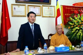UBTƯ MTTQ Việt Nam chúc mừng đại lễ Phật đản