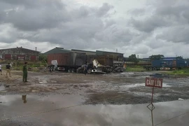Tài xế cứu 4 xe container thoát khỏi biển lửa