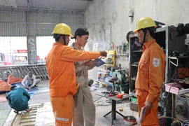 Quảng Bình: Truy thu hơn 1,5 tỉ đồng tiền vi phạm sử dụng điện