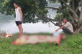 Bơi ra cứu bạn, nam sinh lớp 10 tử vong