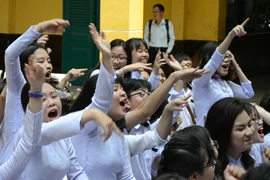 “Dù chạy thế nào cũng không thắng nổi thanh xuân“