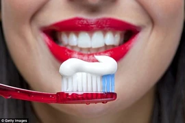 Bí ẩn khủng khiếp trong kem đánh răng nhà bạn