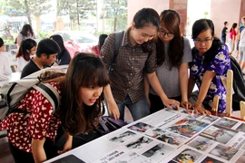 Tìm những điều mới lạ như ‘Thủy tinh không dễ vỡ’