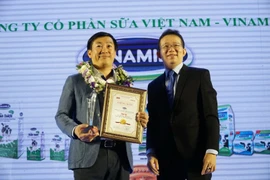 Vinamilk đứng thứ hai Top 10 Tin và Dùng
