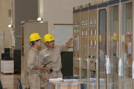 Nắng nóng đỉnh điểm, sản lượng điện tiêu thụ tăng vọt
