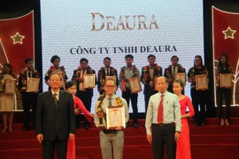 DeAura đạt chứng nhận top 10 sản phẩm chất lượng cao