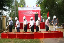 Bắc 'nhịp cầu' thúc đẩy kinh tế và phát triển văn hóa