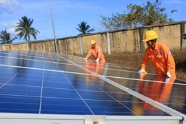 EVNSPC hướng dẫn thực hiện dự án điện mặt trời trên mái nhà 