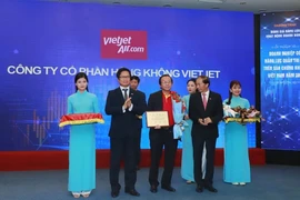 10 doanh nghiệp có năng lực quản trị tốt nhất sàn chứng khoán