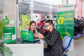 Vay tín chấp với lãi suất thấp