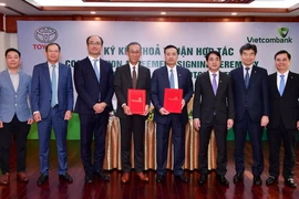 Vietcombank và Toyota Việt Nam ký hợp tác